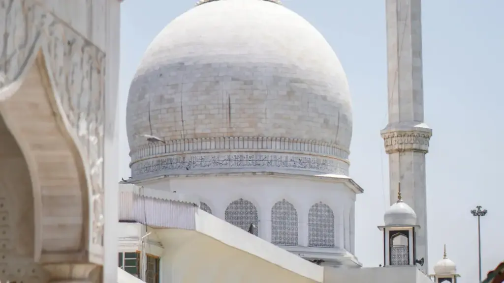 Praktični vodič za oglašivače iz BiH koji žele suradnju s kreatorima iz UAE povezanima s Netflix sadržajem — strategije od pronalaska do kampanje.