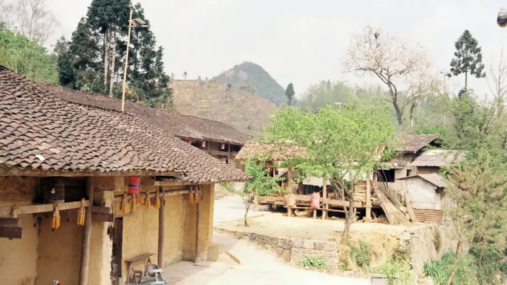 Praktičan vodič za oglašivače iz BiH kako targetirati i angažovati mikro-influencere na Viberu u Kuvajtu — taktike, rizici i kampanje za produkt-testove.