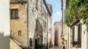 Praktičan vodič za kreatore iz Bosne i Hercegovine: kako pristupiti slovenskim fitness brendovima na YouTubeu, pregovarati o predstavljanju proizvoda i stvoriti konverziju.