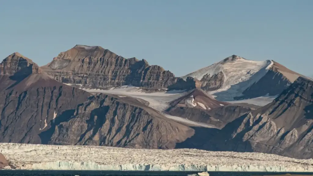 Praktičan vodič za kreatore iz BiH: kako pronaći, kontaktirati i dogovoriti brendirane tutorijale sa norveškim brendovima koristeći WeChat i komplementarne kanale.